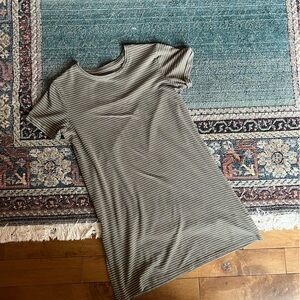 ✨3/15$ Tshirt dress, green stripes, mini dress